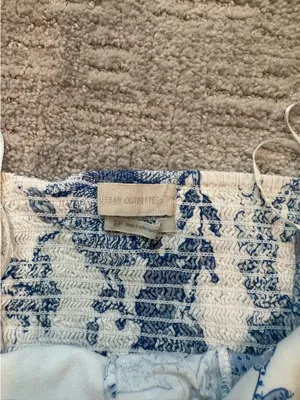Urban Outfitters Top thumbnail 2