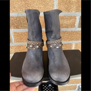 HTC Hollywood Trading Company studded leather biker boots size 39/8.5 thumbnail 6
