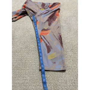 alo Women's Multicolor Abstract Capri Leggings Size S Activewear thumbnail 8