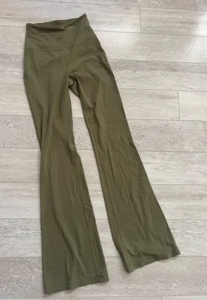 Lululemon Groove Pants Flare thumbnail 1