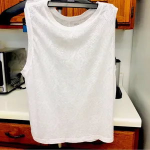 DSG movement white activewear tank sz Medium thumbnail 1