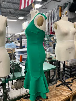 Green Halter Neck Midi Dress with Ruffle Hem XL thumbnail 4
