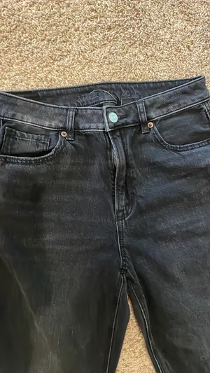 American Eagle Jeans thumbnail 2