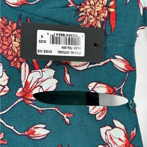Miss Me Womens Small Teal Floral Ruffle Sleeve Blouse NWT Boho Keyhole thumbnail 6