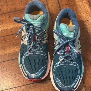New Balance 260 Running Sneakers Size 8 with Breathable Mesh GUC thumbnail 2
