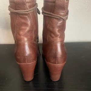 Frye Lucy Lace-Up Boots thumbnail 7