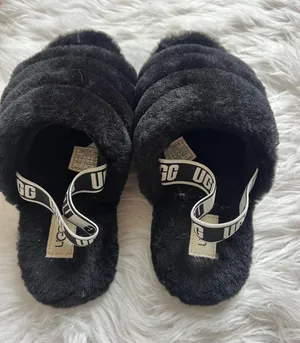 UGG Slippers thumbnail 2