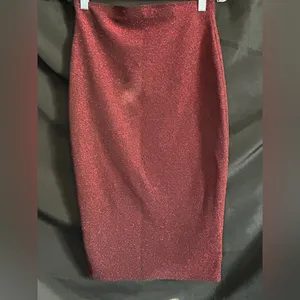 Elegant Women’s Burgundy Glitter Pencil Skirt SZ MD thumbnail 5