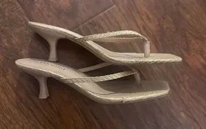 Madden girl woven tan thong kitten heel sandals thumbnail 1