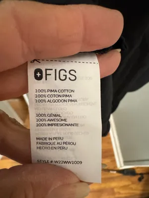 NWT Figs women’s scrub top thumbnail 5