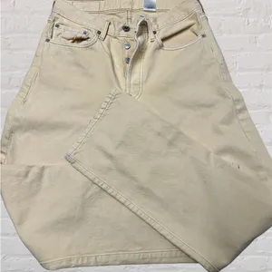 Levi's 501 button fly vanilla yellow cream 31x32 thumbnail 1