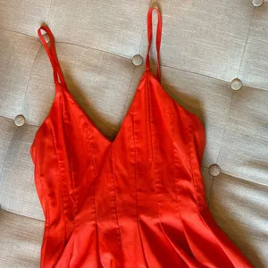 Rumor Boutique Orange Pleated Romper Size Small thumbnail 10