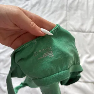 OFFLINE by Aerie Real Me Strappy Sports Bra Green V-Neck Crop Tank Medium Active thumbnail 6