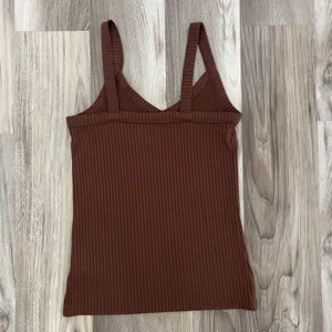 No Boundaries Juniors Size Small Brown Ribbed Cami Tank thumbnail 4