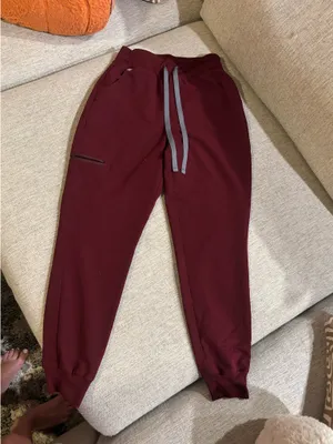 Maroon FIGS Scrub Set Jogger thumbnail 3