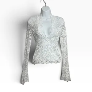 Edikted White Sheer Floral Lace Deep V-Neck Long Flared Sleeve Top Small NEW thumbnail 2