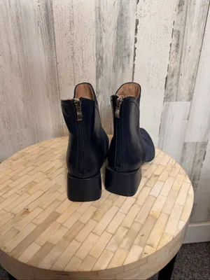 Journee Collection Pointed Toe Block Heel Ankle Booties Womens 8.5 Navy Suede thumbnail 6