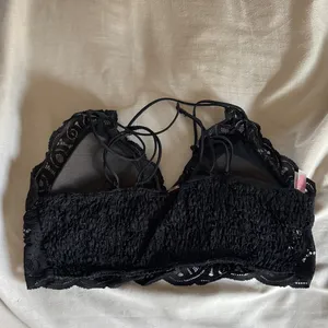 PINK Victoria's Secret Black Lace Bralette / J16 thumbnail 2