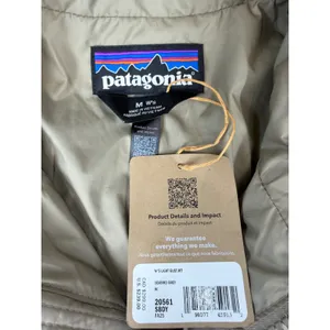 Patagonia Women's Light Gust Jacket Seabird Grey Medium NWT ($250 Retail) thumbnail 4