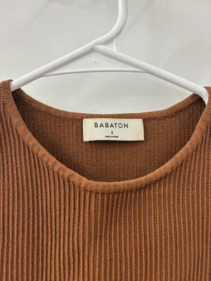 Aritzia Babaton brown sculpt knit tank top cropped thumbnail 4