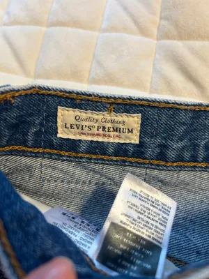 Levi’s Shorts 501 Denim Women’s size large thumbnail 3