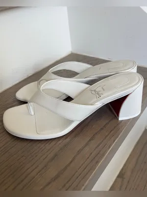 Christian Louboutin Janetonga 55mm Leather Thong Sandals in White thumbnail 4