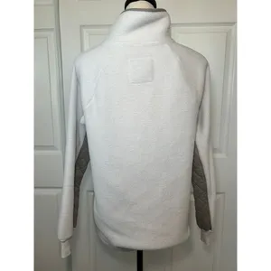 Abercrombie & Fitch Asymmetrical Snap-Up Fleece,‎ Ivory/Beige, Size Medium thumbnail 3