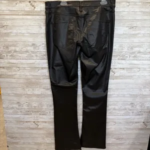 NWT Express Womens 14L Pants‎ Satin Coated Black Skyscraper Mid Rise Split Hem thumbnail 4