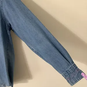 Vintage 90s Western Cottagecore Grandmacore Pink Embroidered Denim Blouse Medium thumbnail 5