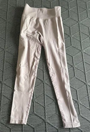 Size S Light Purple High-Waisted Leggings with Scrunched Butt thumbnail 1