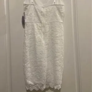 Windsor Glamour Lace Sleeveless mini dress Size S thumbnail 2