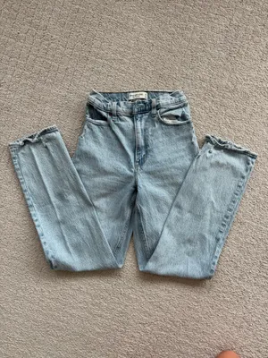 Abercrombie 90s Straight High-Rise Ultra thumbnail 5