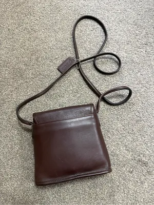 Vintage Coach Tango Flap Leather Small Crossbody Bag in Mahogany code 9049 thumbnail 2