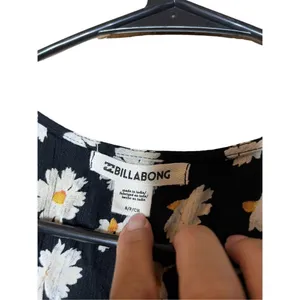 Billabong Black‎ Flower Print Wrap Mini Dress Size Small thumbnail 8