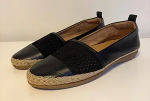 Clarks Artisan Leather Slip On Espadrille Loafer Flats Black Womens Size 7.5 thumbnail 1