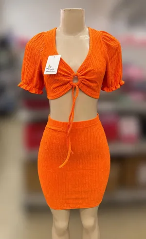 Different colors and sizes Orange Size S/M L/XL thumbnail 1