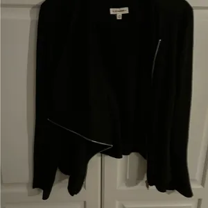 Ee:some jacket. Size medium‎ Black thumbnail 5