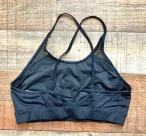 Alo sports bra thumbnail 2