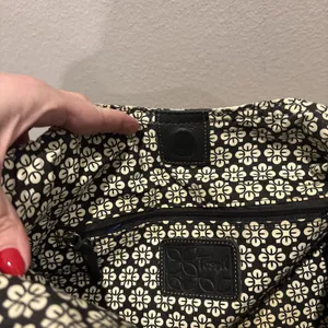 FOSSIL Vintage Women's Shoulder Bag Purse‎ ~HOBO~Black And Cream~Quilted~Floral thumbnail 8
