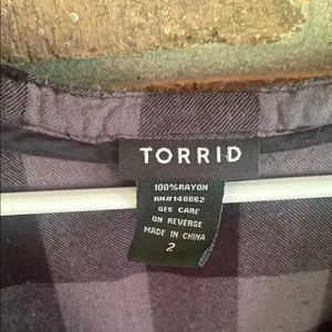 Torrid Black and Gray Plaid Button Down Tunic High Low Design thumbnail 2
