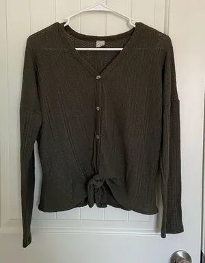 EUC | Paper Crane women’s knitted button down knotted‎ top — small thumbnail 1