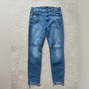 Mother Denim Looker Step Ankle Fray Jeans‎ in Where There's Smoke thumbnail 3