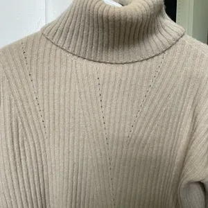 Cream Sweater thumbnail 4