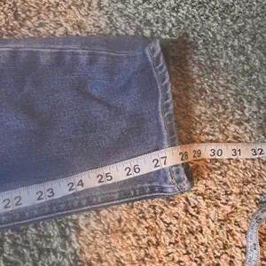 GAP‎ Womens Vintage Slim High Rise Distressed Ripped Jeans Size 28 Blue Denim thumbnail 5