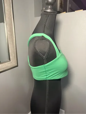 Offline x Aerie Real Me Xtra Stretch Med. Support Green Crop/ Sports Bra Medium thumbnail 6
