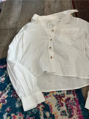 Marine layer white textured top size small thumbnail 3