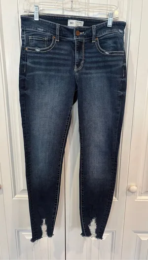BKE Victoria universal fit mid rise ankle skinny jeans size 27 thumbnail 1