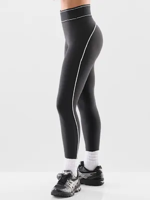 Aritzia Golden TnAction Tiebreak‎ Hi-Rise 26” Leggings NWT Size 00 thumbnail 2