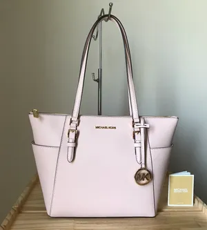 Michael Kors Purse thumbnail 1