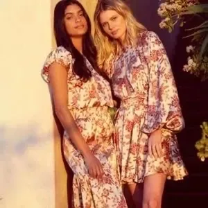 MISA Los Angeles Kara Dress in Falling Floral Dress Size XS New with Tags‎ thumbnail 4